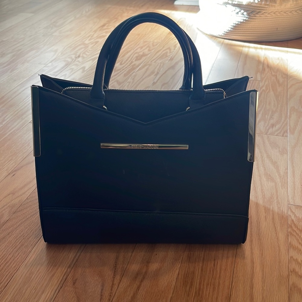 Black purse